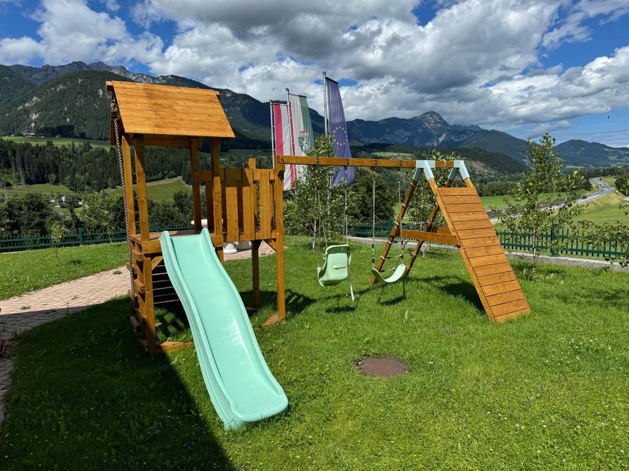 Vive Diem Haus im Ennstal Exterior foto